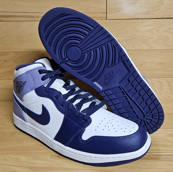 Air Jordan Retro 1 Mid Blueberry Sky Purple White Mens Shoe Sneaker DQ8426-515 - Picture 3 of 11